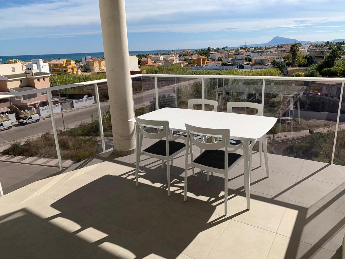 Beautiful Apartment With Pool Near The Beach Oliva Kültér fotó