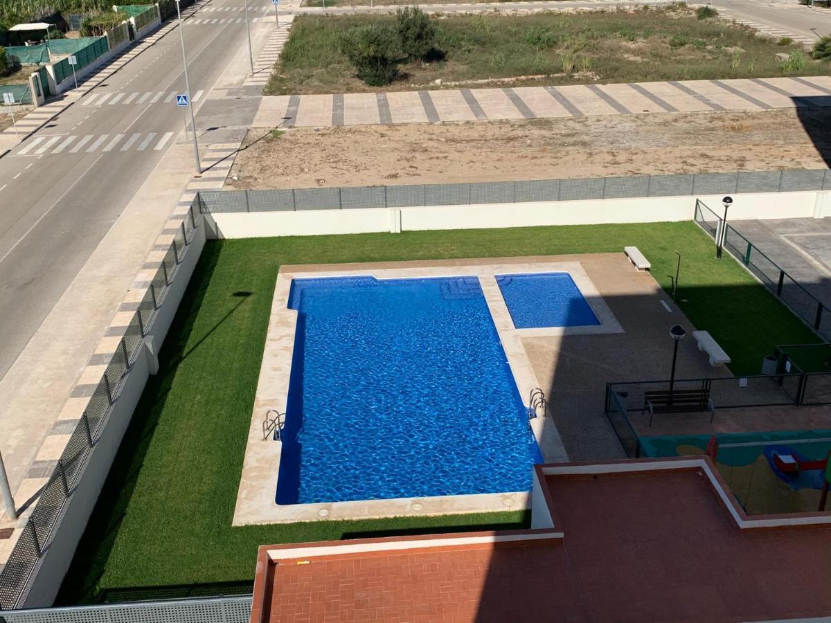 Beautiful Apartment With Pool Near The Beach Oliva Kültér fotó