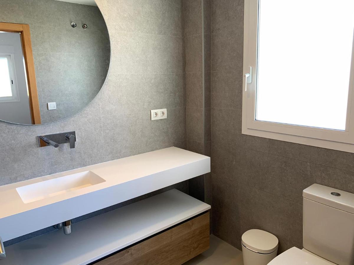 Beautiful Apartment With Pool Near The Beach Oliva Kültér fotó